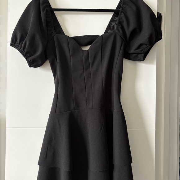 SNDYS. Dresses & Skirts - Chic Black Mini Dress with Puff Sleeves